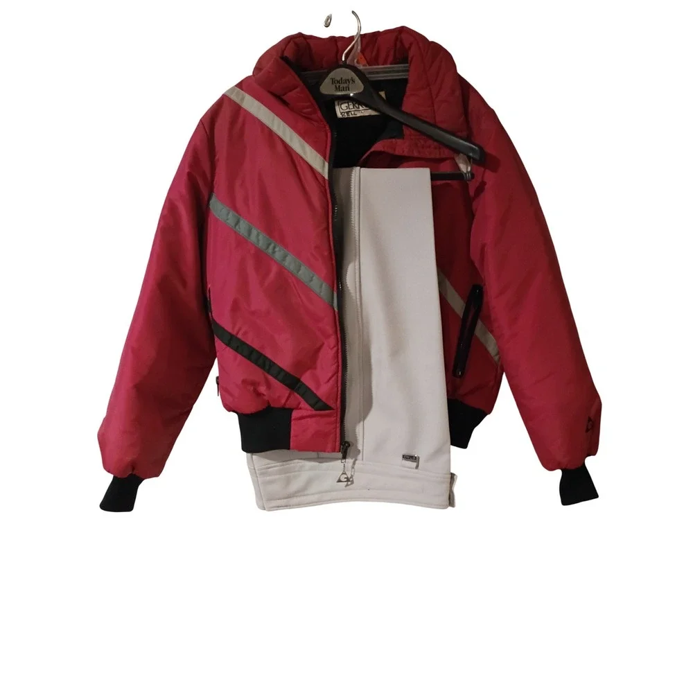 Vintage Gerry Red Striped Ski Jacket & White Stag Cream Stirrup Pants Set Kids L
